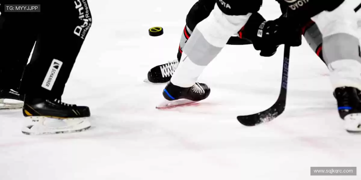 🎁 周边好物,把赛场带回家!