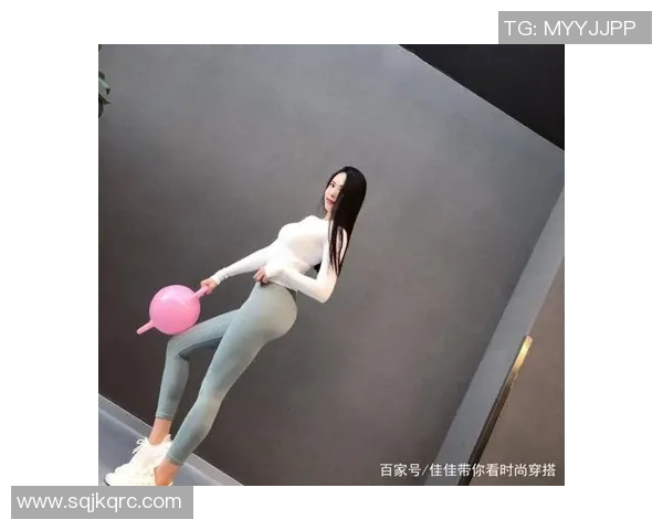 穿上足球明星同款长裤感受运动魅力尽显时尚风采